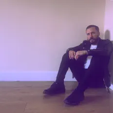 Listen to Nicholas Chapman, watch music videos, read bio, see tour dates & more!