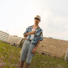 Ascolta Raph Baker, guarda video musicali, leggi la biografia, vedi le date del tour & altro!