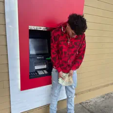 C THOUSAND$을(를) 듣고, 뮤직 비디오를 보고, 약력을 읽고, 투어 일정 등을 확인하세요!