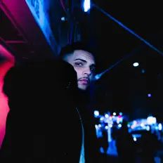 Ascolta Kennedy Flow, guarda video musicali, leggi la biografia, vedi le date del tour & altro!