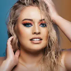 聆聽 Anya Swart、觀看音樂影片、閱讀小傳、查看巡演日期等！