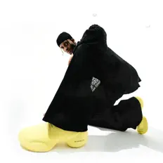 J'lan Oliver dinle, müzik videolarını izle, biyografisini oku, tur tarihlerini ve daha fazlasını gör!