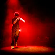 h9mmy dinle, müzik videolarını izle, biyografisini oku, tur tarihlerini ve daha fazlasını gör!