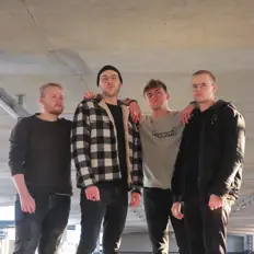 Poslechněte si interpreta Baltique, sledujte hudební videa, přečtěte si životopis, podívejte se na data turné a další informace.