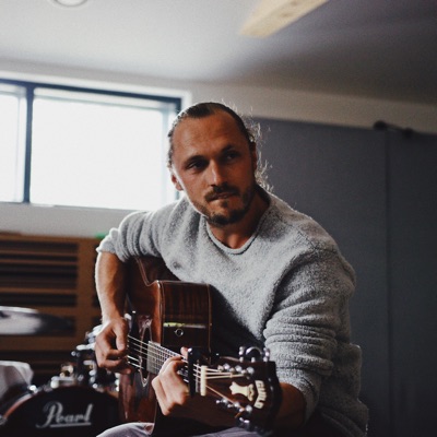 Listen to Tiz McNamara, watch music videos, read bio, see tour dates & more!