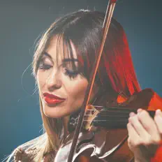 聆聽 Violin Relax、觀看音樂影片、閱讀小傳、查看巡演日期等！