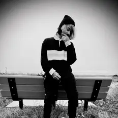Escucha a 3sGhxul, mira videos musicales, lee su biografía, consulta las fechas de las gira y más.