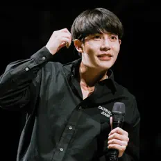 收听 เต้ย อภิวัฒน์、观看音乐视频、阅读小传、查看巡演日期等 ！
