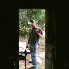 Poslechněte si interpreta Cheap Gloomer, sledujte hudební videa, přečtěte si životopis, podívejte se na data turné a další informace.