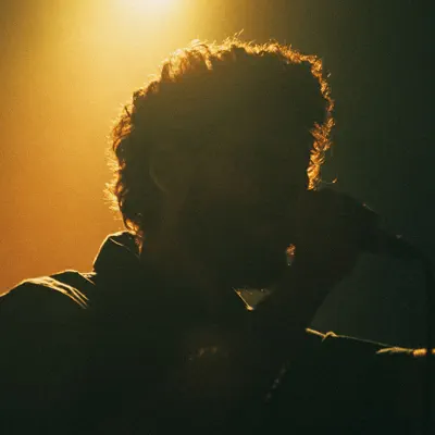 Listen to Feu Marinho, watch music videos, read bio, see tour dates & more!