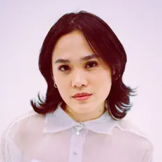 Sheryl Sheinafiaを聴いたり、ミュージックビデオを鑑賞したり、経歴やツアー日程などを確認したりしましょう！