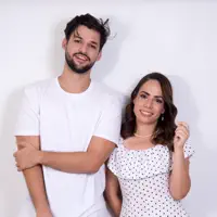 undefined सुनें, म्यूज़िक वीडियो देखें, बायो पढ़ें, दौरे की तारीखें और बहुत कुछ देखें!