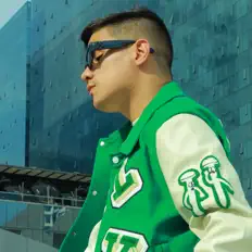 Ascolta Crisaint, guarda video musicali, leggi la biografia, vedi le date del tour & altro!