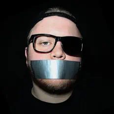 聆聽 Big Jayyy、觀看音樂影片、閱讀小傳、查看巡演日期等！