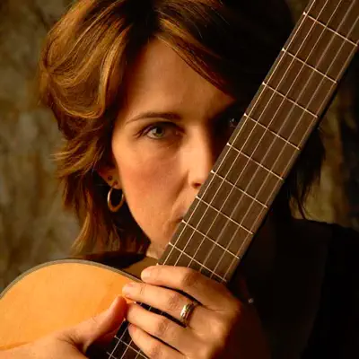 Listen to Anne Simoni, watch music videos, read bio, see tour dates & more!