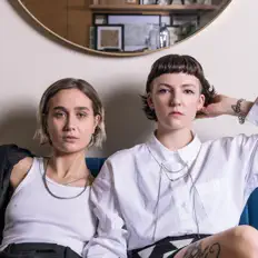 Ascolta Junodef, guarda video musicali, leggi la biografia, vedi le date del tour & altro!