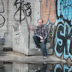 Ascolta Lost in Stars, guarda video musicali, leggi la biografia, vedi le date del tour & altro!