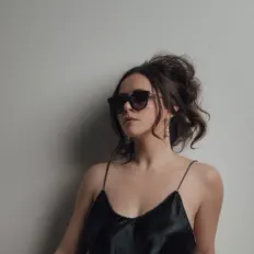 Listen to Taylor Rae, watch music videos, read bio, see tour dates & more!