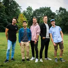 Listen to Kapitein Morgen, watch music videos, read bio, see tour dates & more!