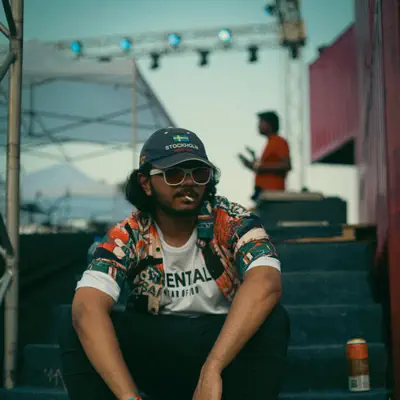 Listen to Sammad, watch music videos, read bio, see tour dates & more!
