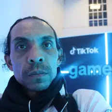 Dengarkan Mario Bouchan, tonton video musik, baca bio, lihat tanggal tur & lainnya!