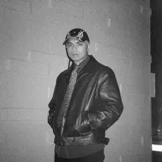 Listen to Efrem Francis, watch music videos, read bio, see tour dates & more!