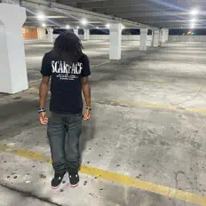 Mike2rare dinle, müzik videolarını izle, biyografisini oku, tur tarihlerini ve daha fazlasını gör!