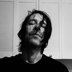 Escucha a No, mira videos musicales, lee su biografía, consulta las fechas de las gira y más.