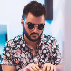 Ouça Jon Giurleo, assista a videoclipes, leia a biografia, veja as datas das turnês e mais!