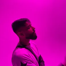 收听 PackzProjectz、观看音乐视频、阅读小传、查看巡演日期等 ！