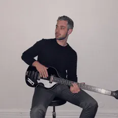 Hör dir Franc an, schau dir Musikvideos an, lies die Biografie, finde Tourdaten und mehr!