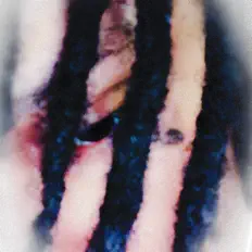 聆聽 BurnMyTroublesAway、觀看音樂影片、閱讀小傳、查看巡演日期等！