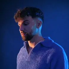 Escucha a Younes Mohcin, mira videos musicales, lee su biografía, consulta las fechas de las gira y más.