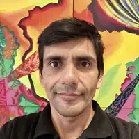 Escucha a undefined, mira videos musicales, lee su biografía, consulta las fechas de las gira y más.