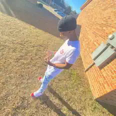 Escucha a DBD YungSpazz, mira videos musicales, lee su biografía, consulta las fechas de las gira y más.