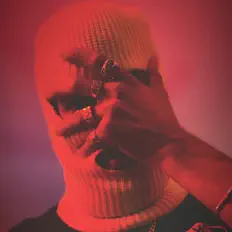 收听 KingVegas、观看音乐视频、阅读小传、查看巡演日期等 ！