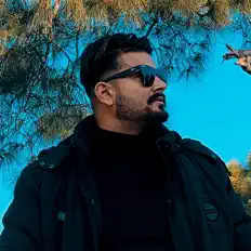 Arvind Rajputを聴いたり、ミュージックビデオを鑑賞したり、経歴やツアー日程などを確認したりしましょう！