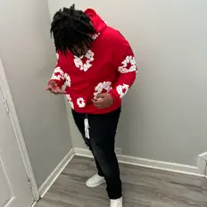 Ascolta Dt Heim, guarda video musicali, leggi la biografia, vedi le date del tour & altro!