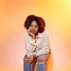 Poslechněte si interpreta Jayla Treasure, sledujte hudební videa, přečtěte si životopis, podívejte se na data turné a další informace.