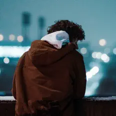 Ακούστε περιεχόμενο από summerformal, παρακολουθήστε μουσικά βίντεο, διαβάστε το βιογραφικό, δείτε ημερομηνίες περιοδείας, και πολλά ακόμη!