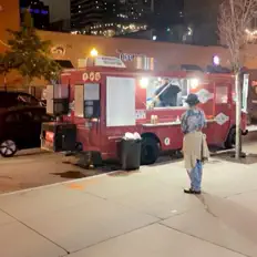 收听 ASK、观看音乐视频、阅读小传、查看巡演日期等 ！