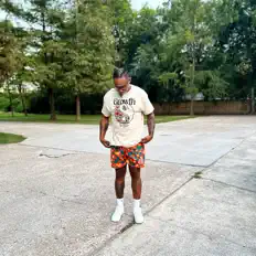 Bumpwc을(를) 듣고, 뮤직 비디오를 보고, 약력을 읽고, 투어 일정 등을 확인하세요!