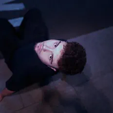 Ascolta DAV, guarda video musicali, leggi la biografia, vedi le date del tour & altro!