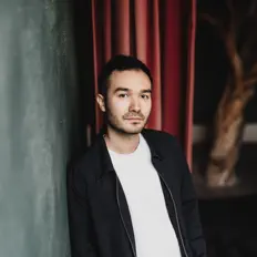 聆聽 Mario Häring、觀看音樂影片、閱讀小傳、查看巡演日期等！