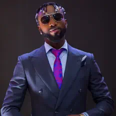 Listen to Ekunrawo, watch music videos, read bio, see tour dates & more!