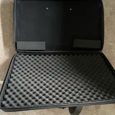 收听 Luke Thomas、观看音乐视频、阅读小传、查看巡演日期等 ！