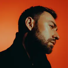 Poslechněte si interpreta Dante, sledujte hudební videa, přečtěte si životopis, podívejte se na data turné a další informace.