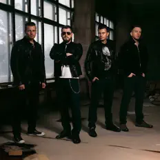 Dengarkan Piranha, tonton video musik, baca bio, lihat tanggal tur & lainnya!