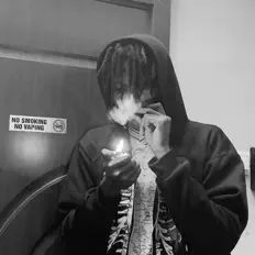 N3zzyを聴いたり、ミュージックビデオを鑑賞したり、経歴やツアー日程などを確認したりしましょう！