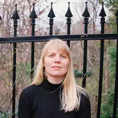Berit Goetzを聴いたり、ミュージックビデオを鑑賞したり、経歴やツアー日程などを確認したりしましょう！